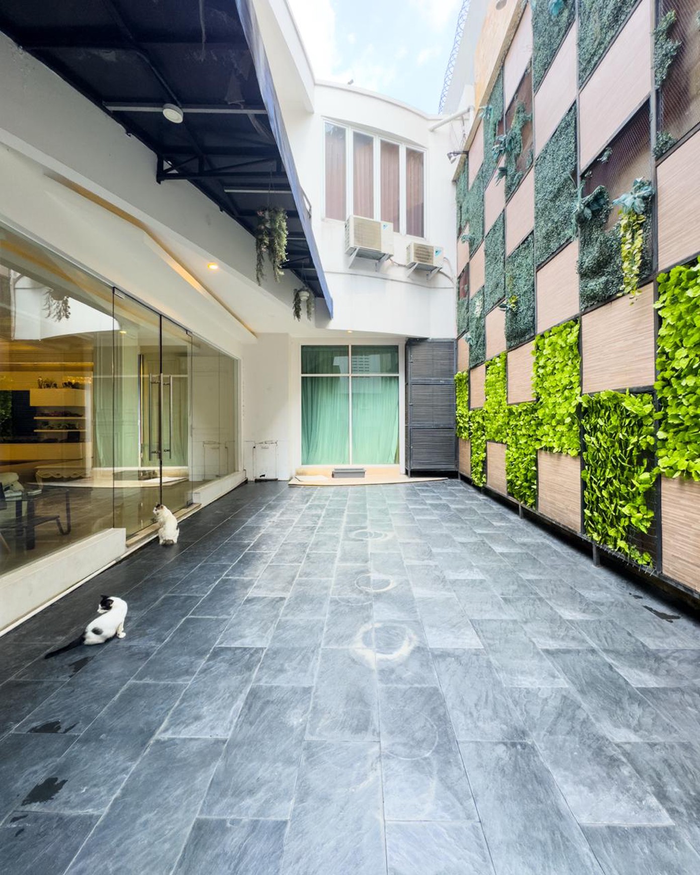 Rumah Mewah 2 Lantai