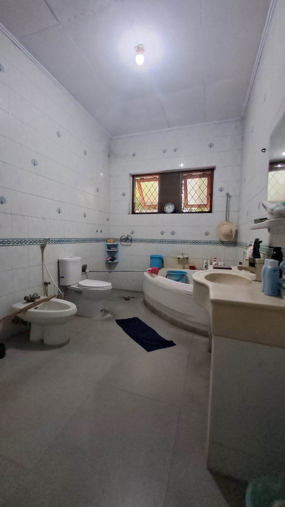 Cocok Untuk Bagun Rumah Impian - Rumah Lama LT. 666 m2 di Jagakarsa