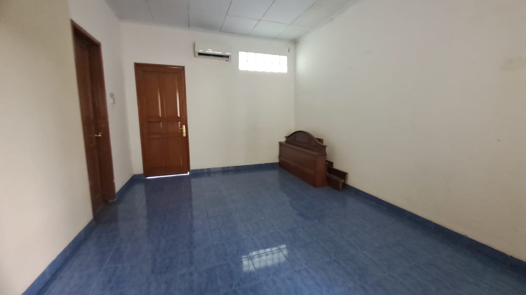 Cocok Untuk Bagun Rumah Impian - Rumah Lama LT. 666 m2 di Jagakarsa