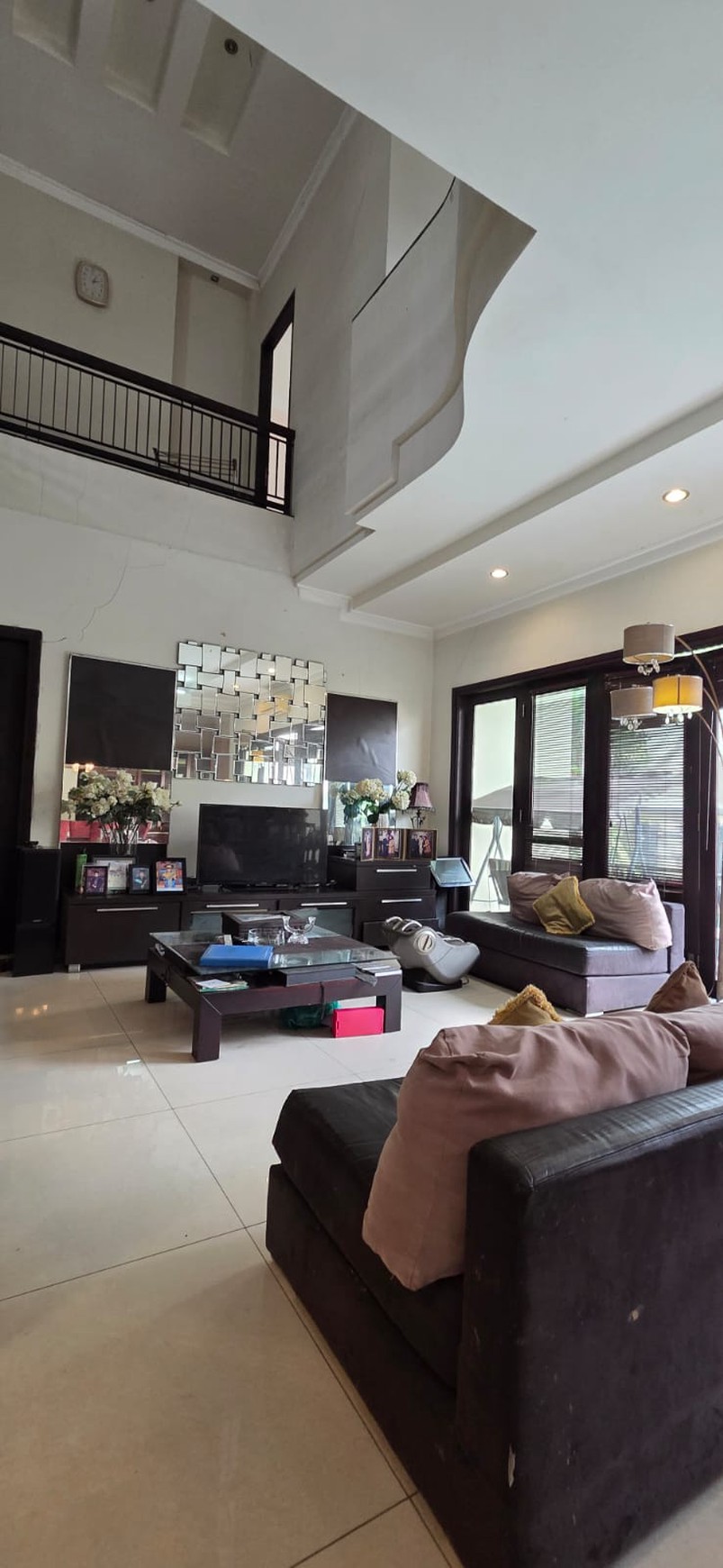 Rumah mewah dalam lingkungan premium dan strategis di Bintaro Jaya