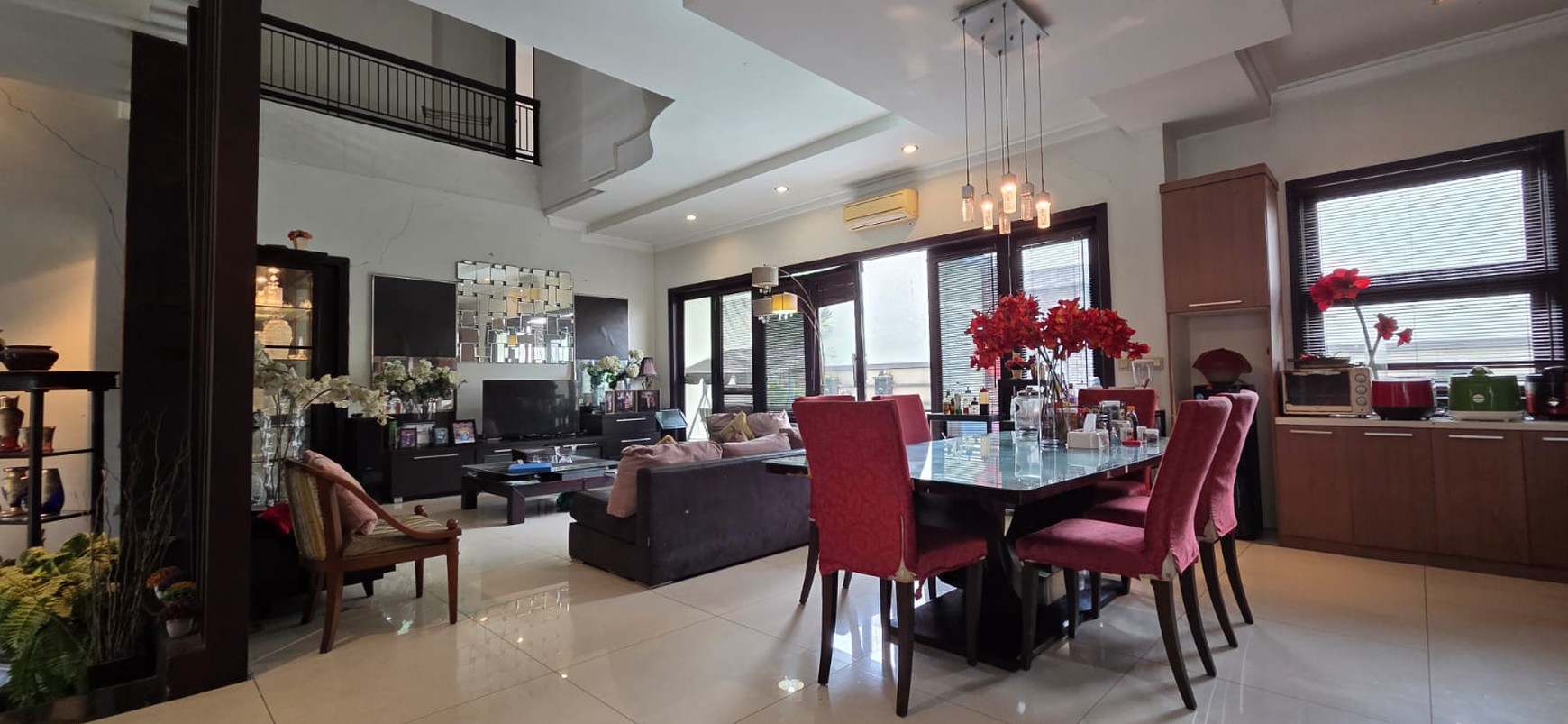 Rumah mewah dalam lingkungan premium dan strategis di Bintaro Jaya