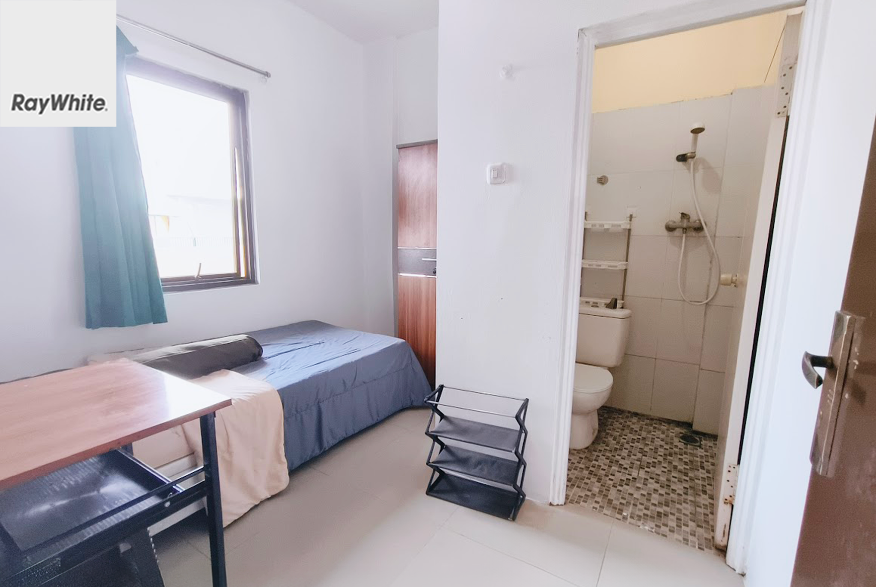 FOR SALE Kosan 60 Kamar Roi Tinggi Area Kosan Mahasiswa dan Karyawan di Tomang Jakarta Barat