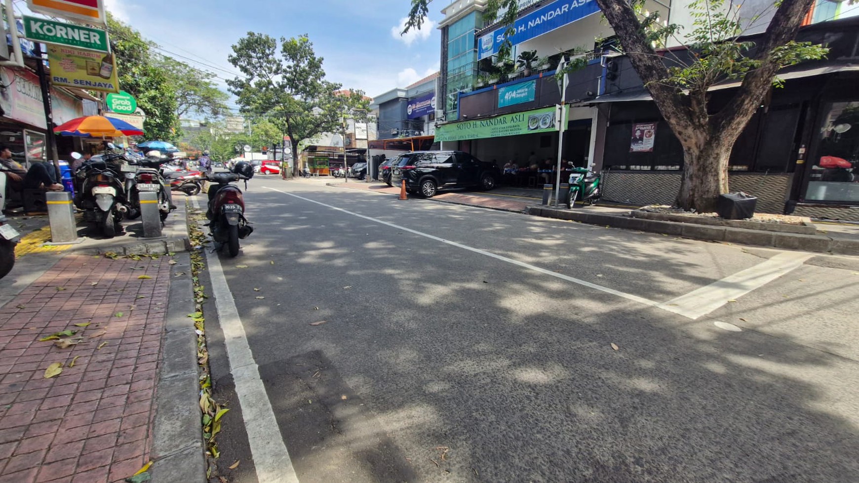 Dijual Rumah Lama Hitung Tanah di hook Jl Tebet Raya, Jakarta Selatan