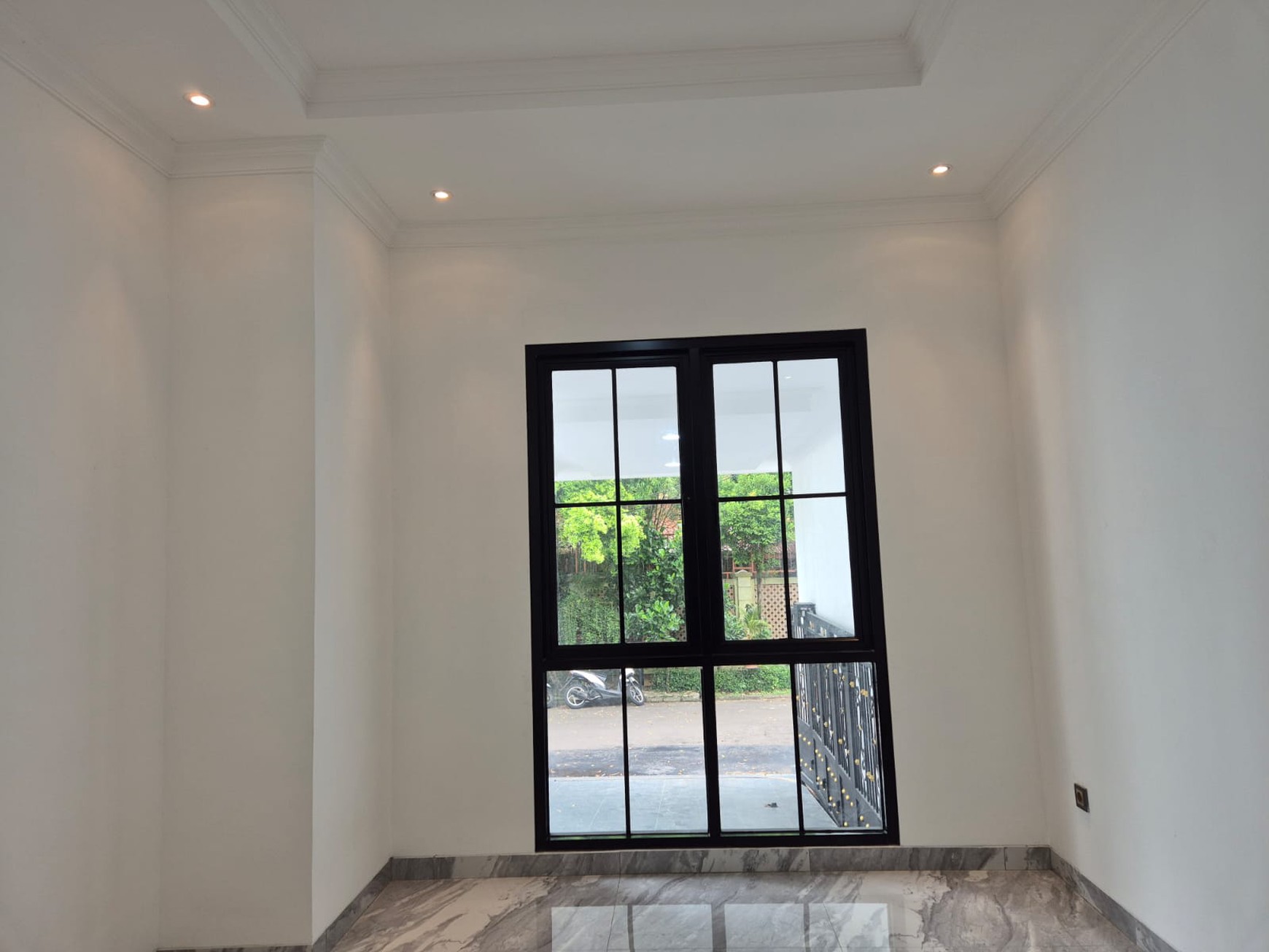 Rumah Brand New siap huni di Bintaro Jaya 