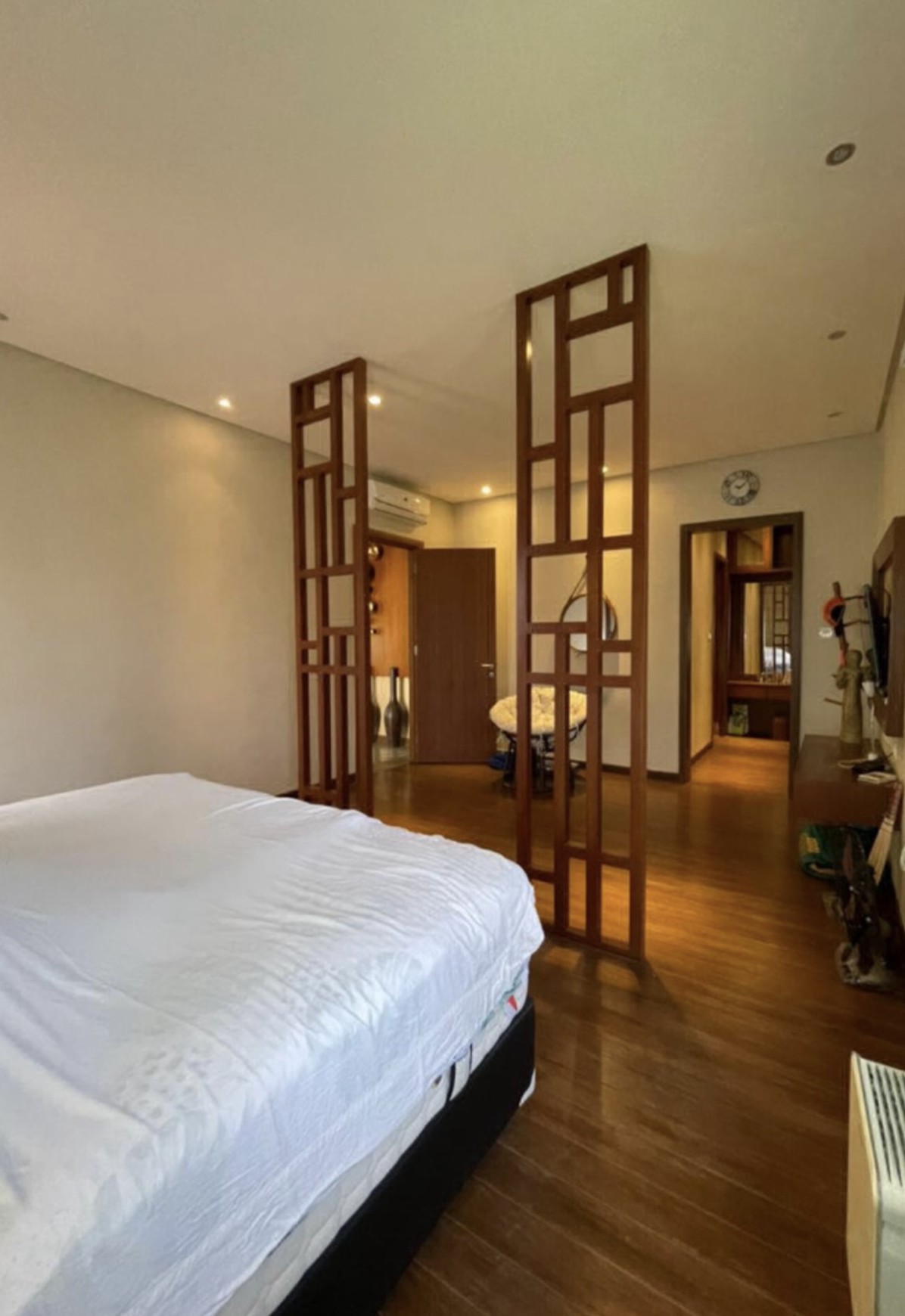 Dijual Villa Cantik Bergaya Bali di Vimala Hiils Ciawi, Bogor