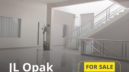 JUAL GEDUNG STRATEGIS Jl. OPAK