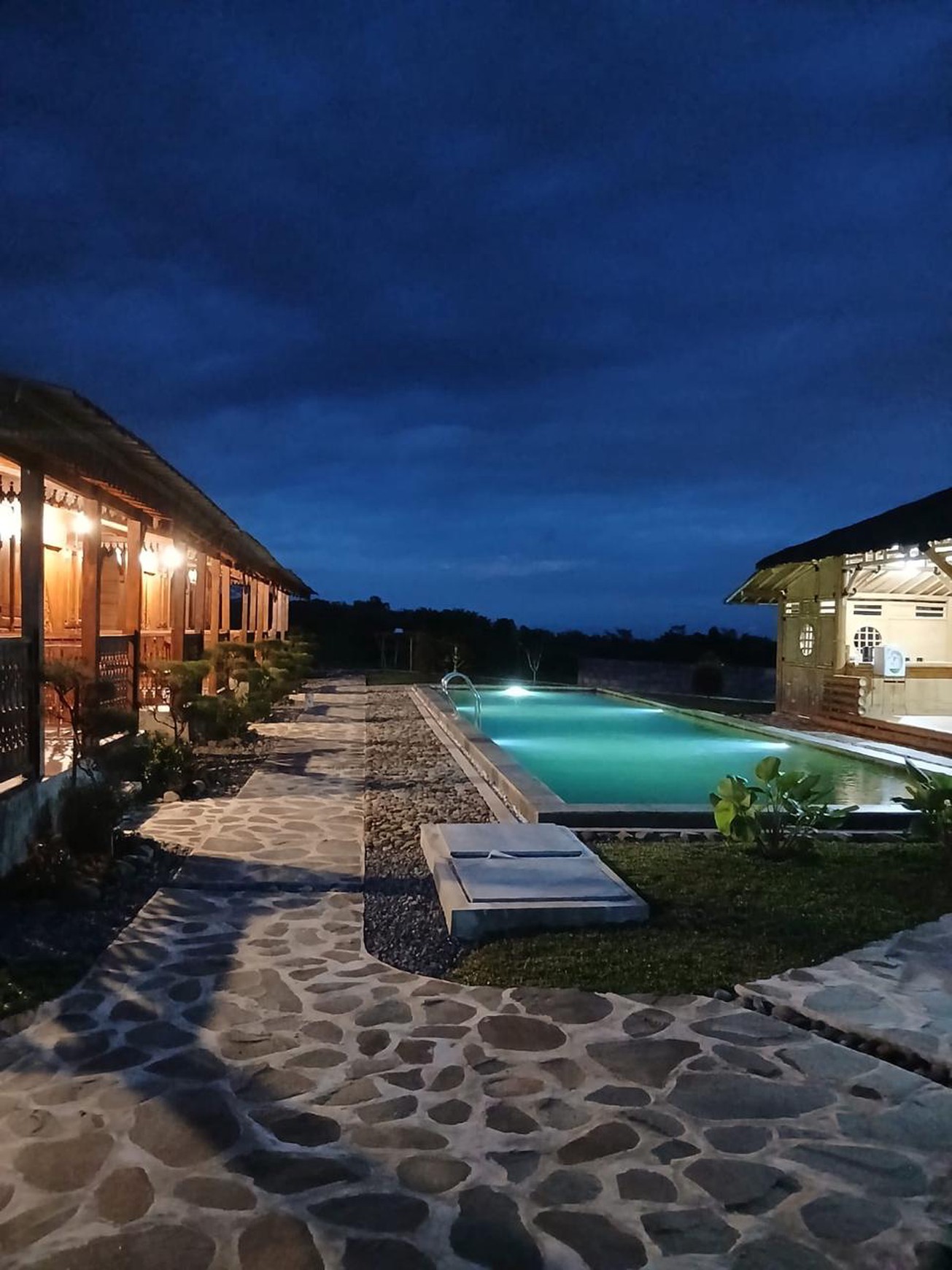 Miliki Investasi Villa Furnish 2511 Meter Persegi Dengan Pemandangan Pegunungan, Sukodadi, Bandung, Magelang