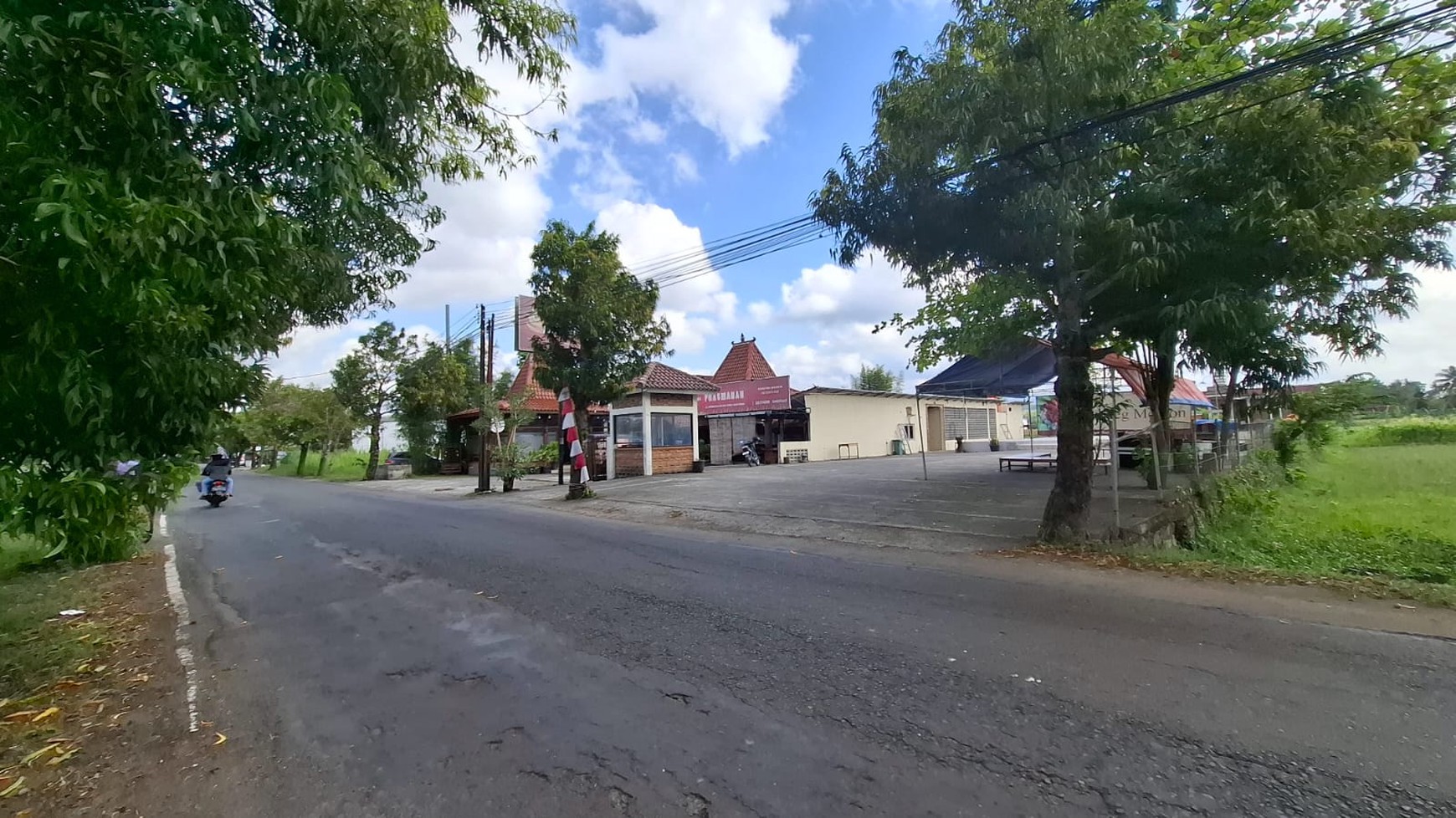 Rumah Hitung Tanah Area Cipete