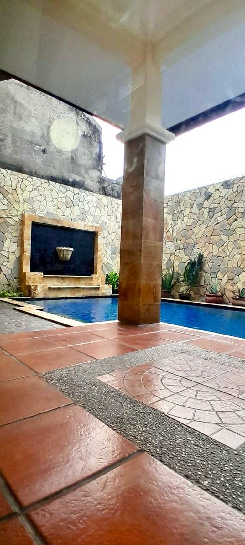 Rumah Hitung Tanah Area Cipete