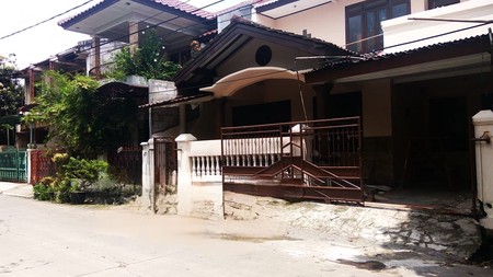 Rumah 2 Lantai di Komplek Maharta, Luas 112 M, Harga 750 Juta, NEGO