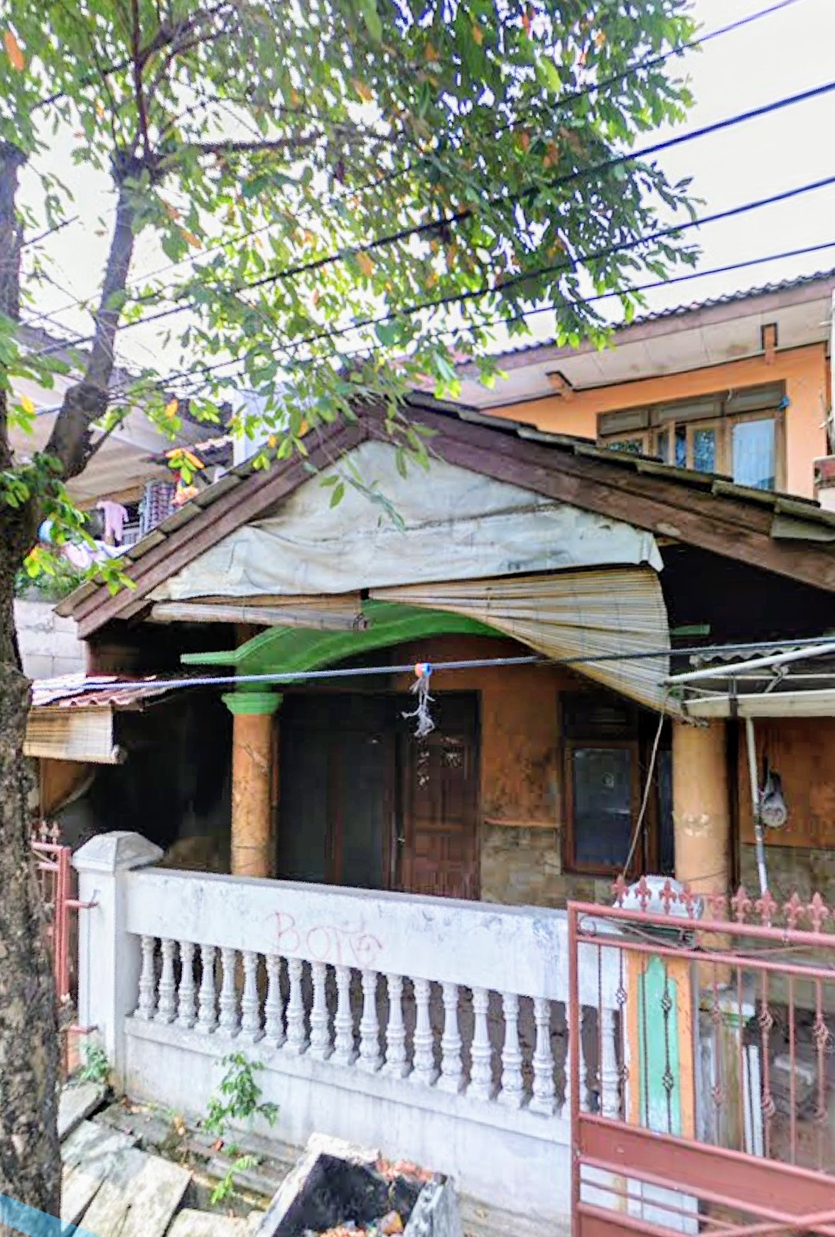 Rumah 2 Lantai di Komplek Maharta, Luas 112 M, Harga 750 Juta, NEGO