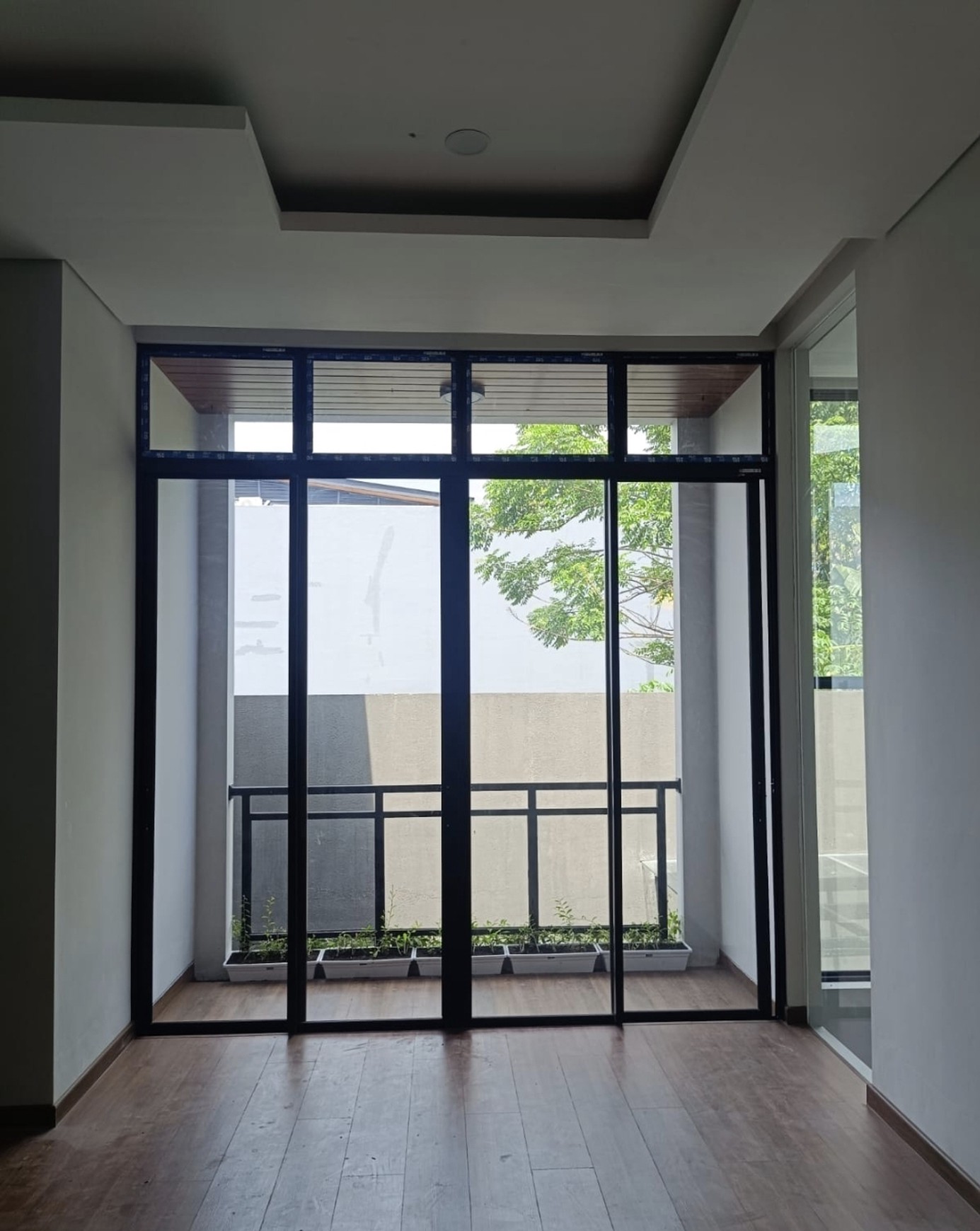 DIJUAL RUMAH BARU MODERN Tropical Balinese, CitraLand Utama, Surabaya Barat