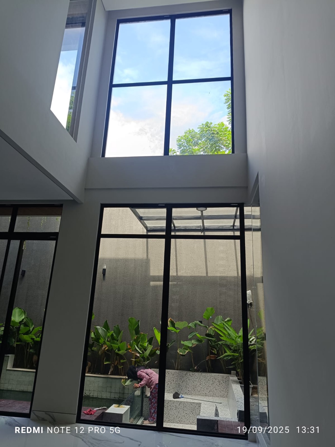 DIJUAL RUMAH BARU MODERN Tropical Balinese, CitraLand Utama, Surabaya Barat