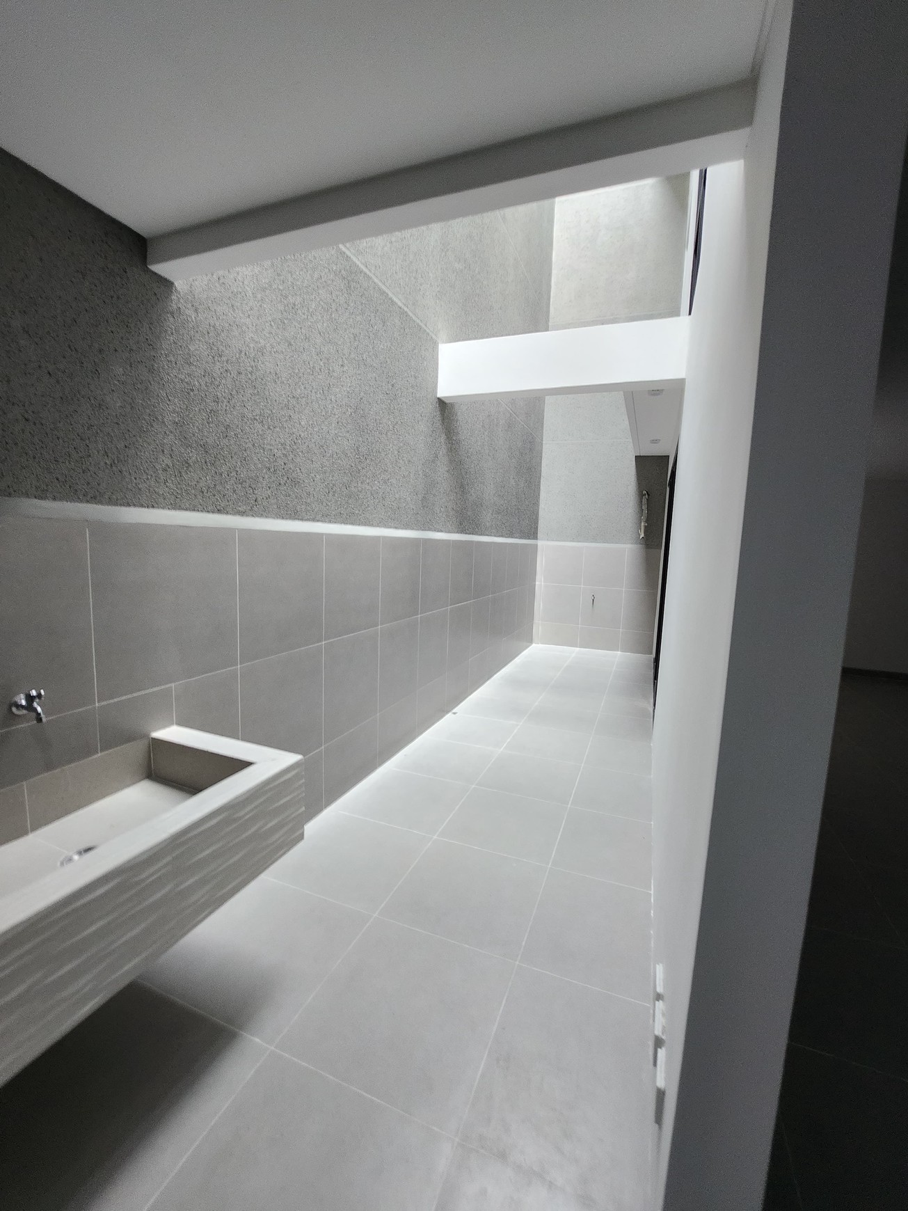 Dijual Rumah Baru Waterfront Citraland Surabaya New Modern Bonus Semi Furnished Dekat Universitas Ciputra, Hokky Buah, Fresh Market