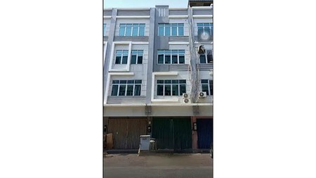 Disewa Ruko Toho, Muara Kamal, Penjaringan  - Ruko 4-1/2 lantai - Luas tanah 4,5x17m2 - Sertifikat :  PPJB  Kode PAP :  I02-S7265