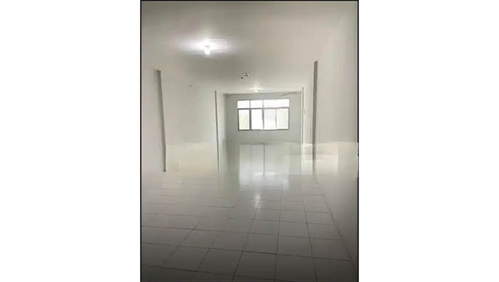 Disewa Ruko Toho, Muara Kamal, Penjaringan  - Ruko 4-1/2 lantai - Luas tanah 4,5x17m2 - Sertifikat :  PPJB  Kode PAP :  I02-S7265