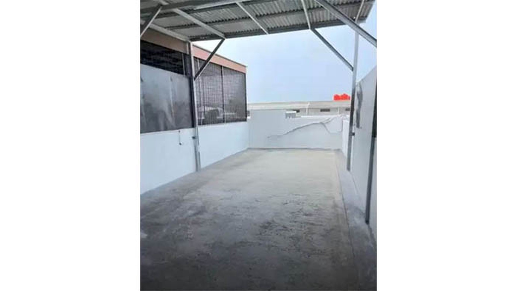 Disewa Ruko Toho, Muara Kamal, Penjaringan  - Ruko 4-1/2 lantai - Luas tanah 4,5x17m2 - Sertifikat :  PPJB  Kode PAP :  I02-S7265