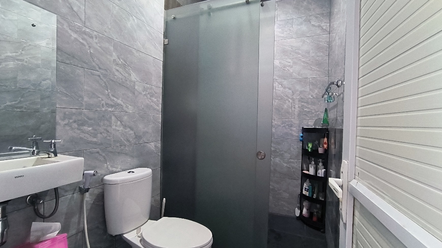 Rumah cantik di tanah baru