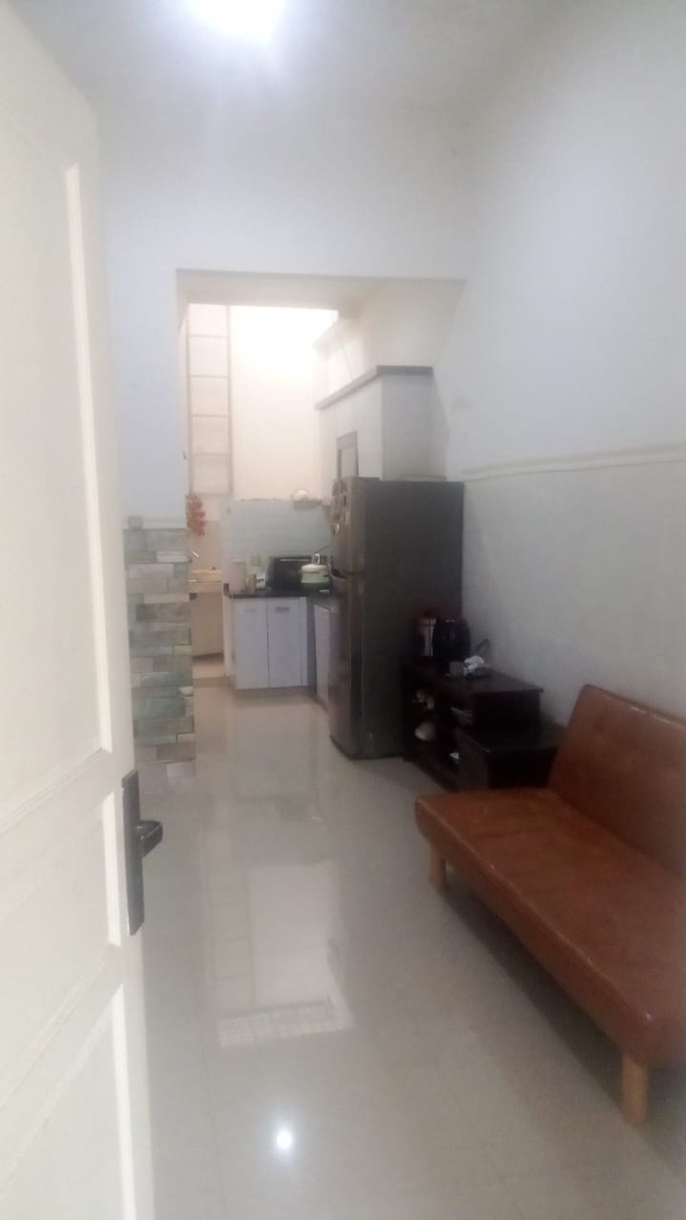 Rumah 2 Lantai Siap Huni dengan Hunian Nyaman dan Asri @Ciputat Timur