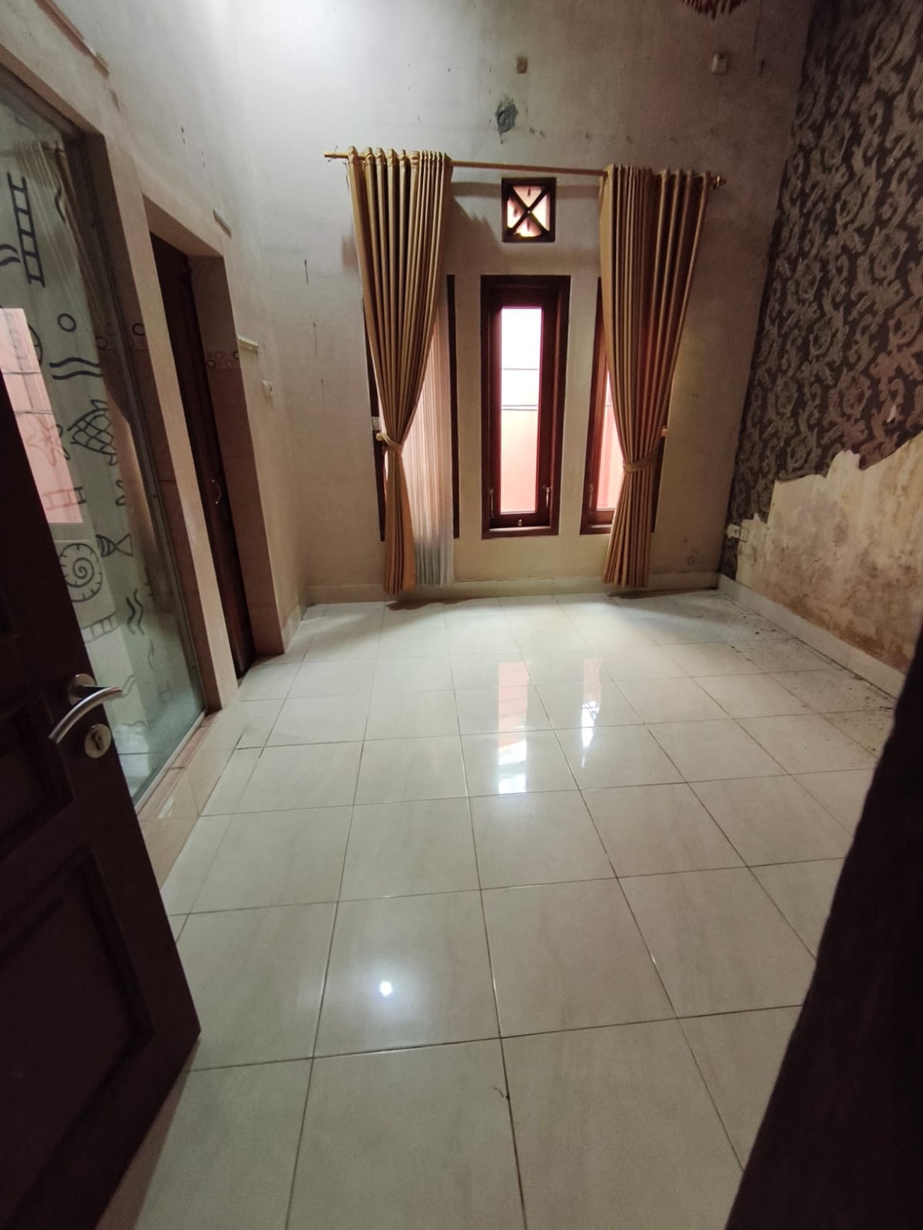 Rumah Tinggal 2 Lantai Lokasi Strategis Dekat dari Jalan Palagan Ngaglik Sleman 