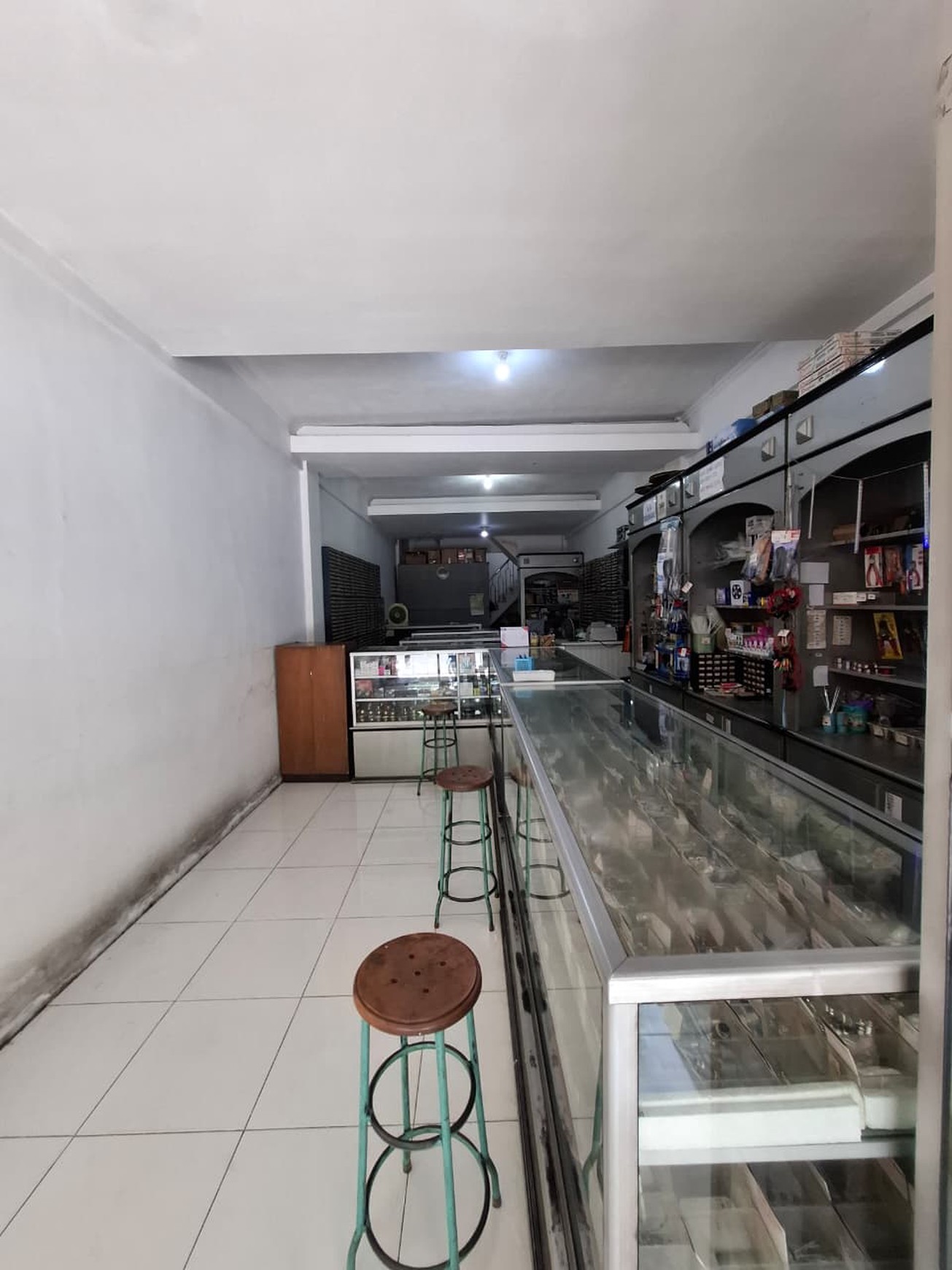 Ruko 3 Lantai Stategis Dekat Kampus UNY & UGM, Caturtunggal, Depok, Sleman