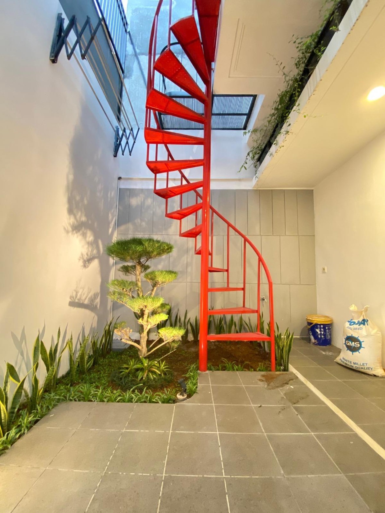 Rumah Cantik di Bintaro Jaya KT 4 KM 3 Luas Tanah 120 dan Luas Bangunan 144 Surat SHM