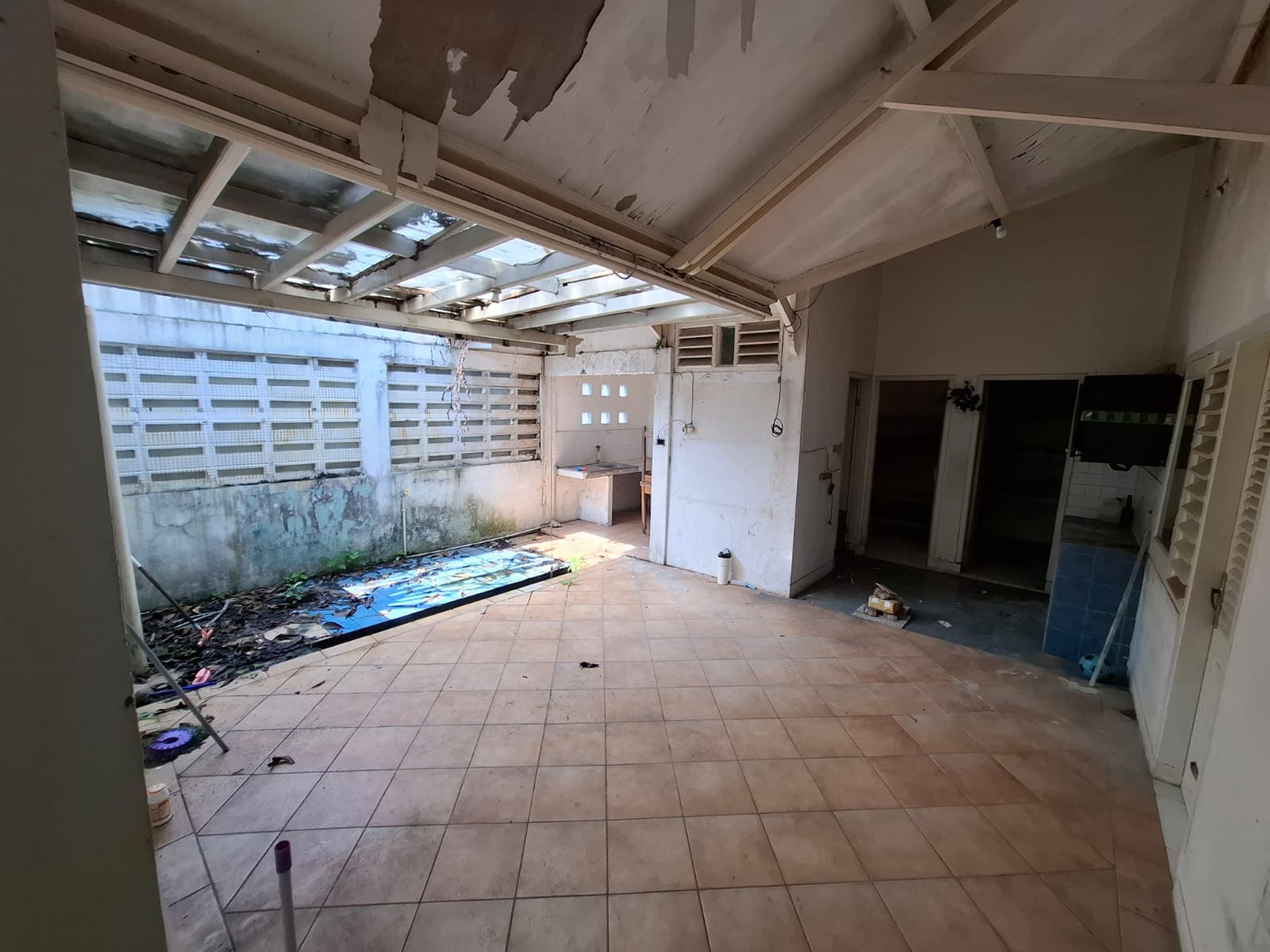 Dijual rumah 2 lantai di Griya Sekar Melati Andara Cinere dekat stasiun Fatmawati 