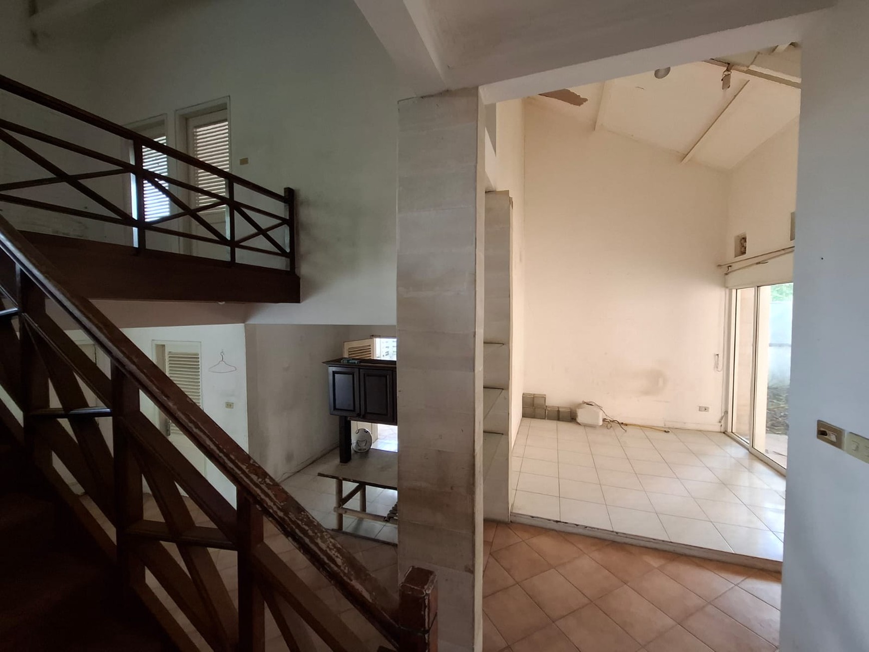 Dijual rumah 2 lantai di Griya Sekar Melati Andara Cinere dekat stasiun Fatmawati 