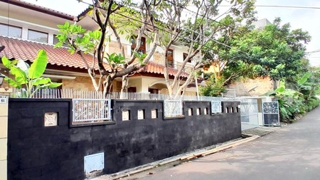 Rumah 2 Lantai ada Swimming Pool di Cipete Utara, Kebayoran Baru