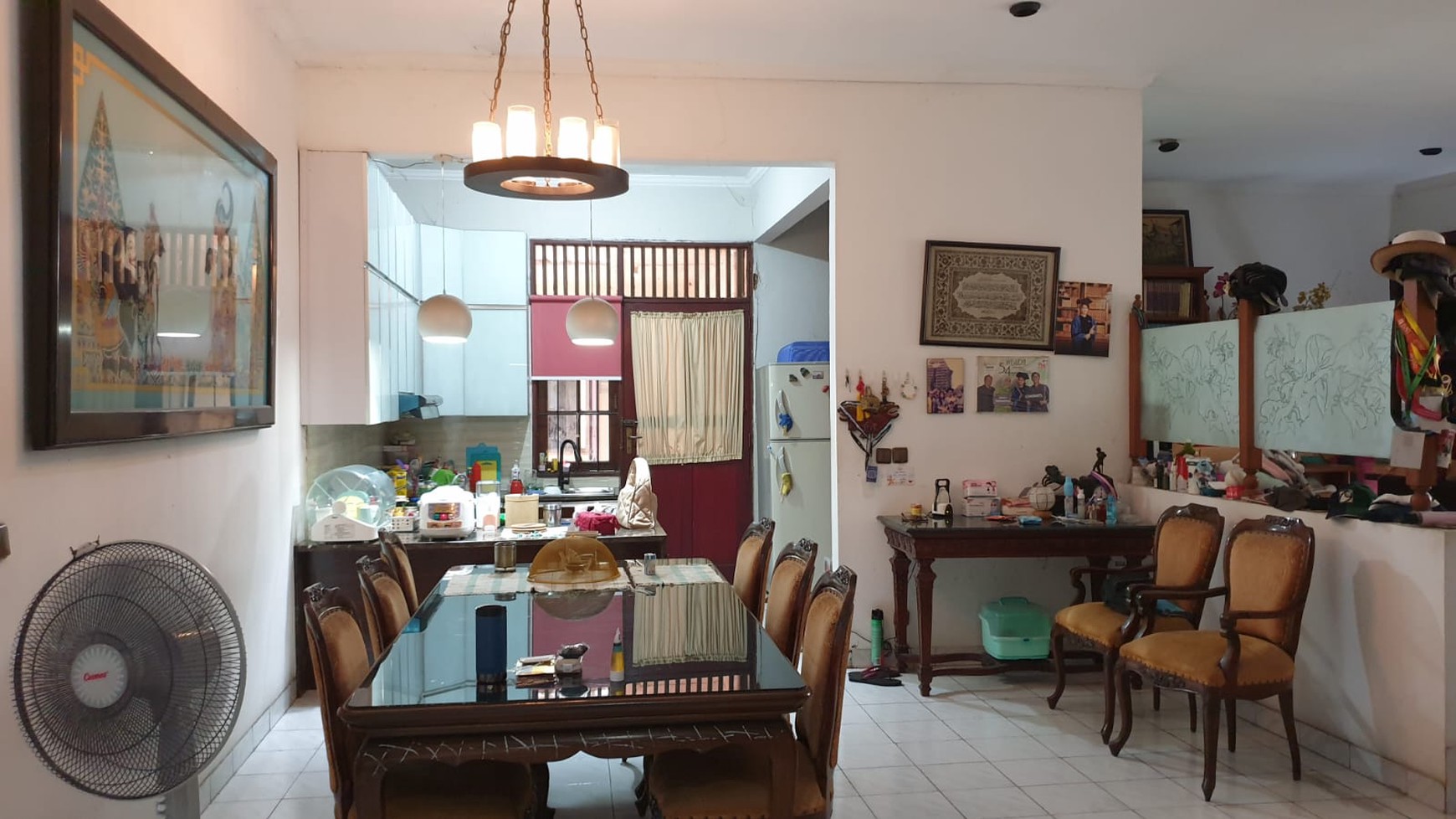 Jual Rumah taman yg luas Dekat Pintu Toll Pasar Minggu Jakarta Selatan