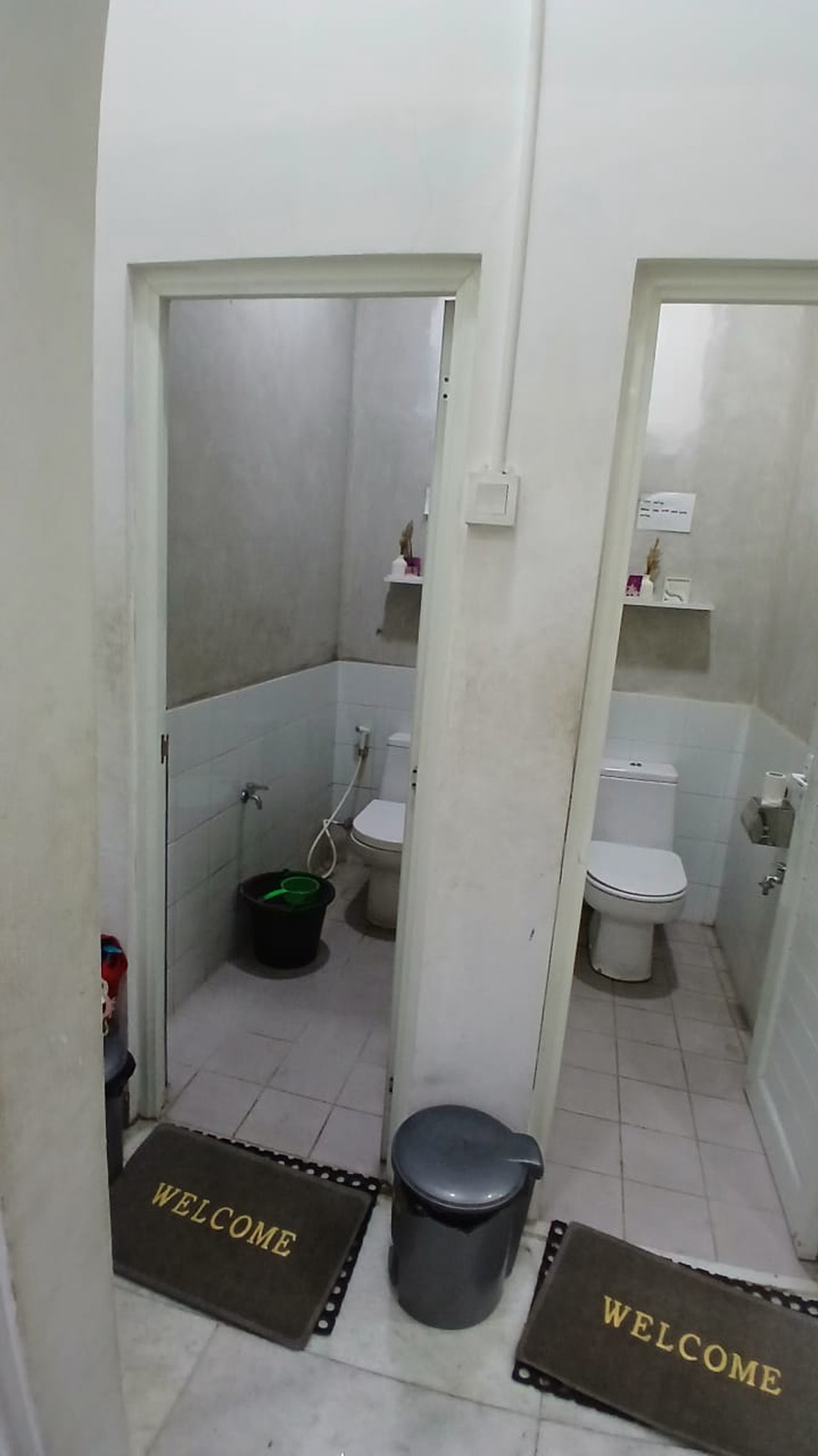 DISEWAKAN RUANG USAHA eks Resto, Strategis, Bangunan Unik, Pinggir jalan Lb Bulus, dekat MRT FATMAWATI