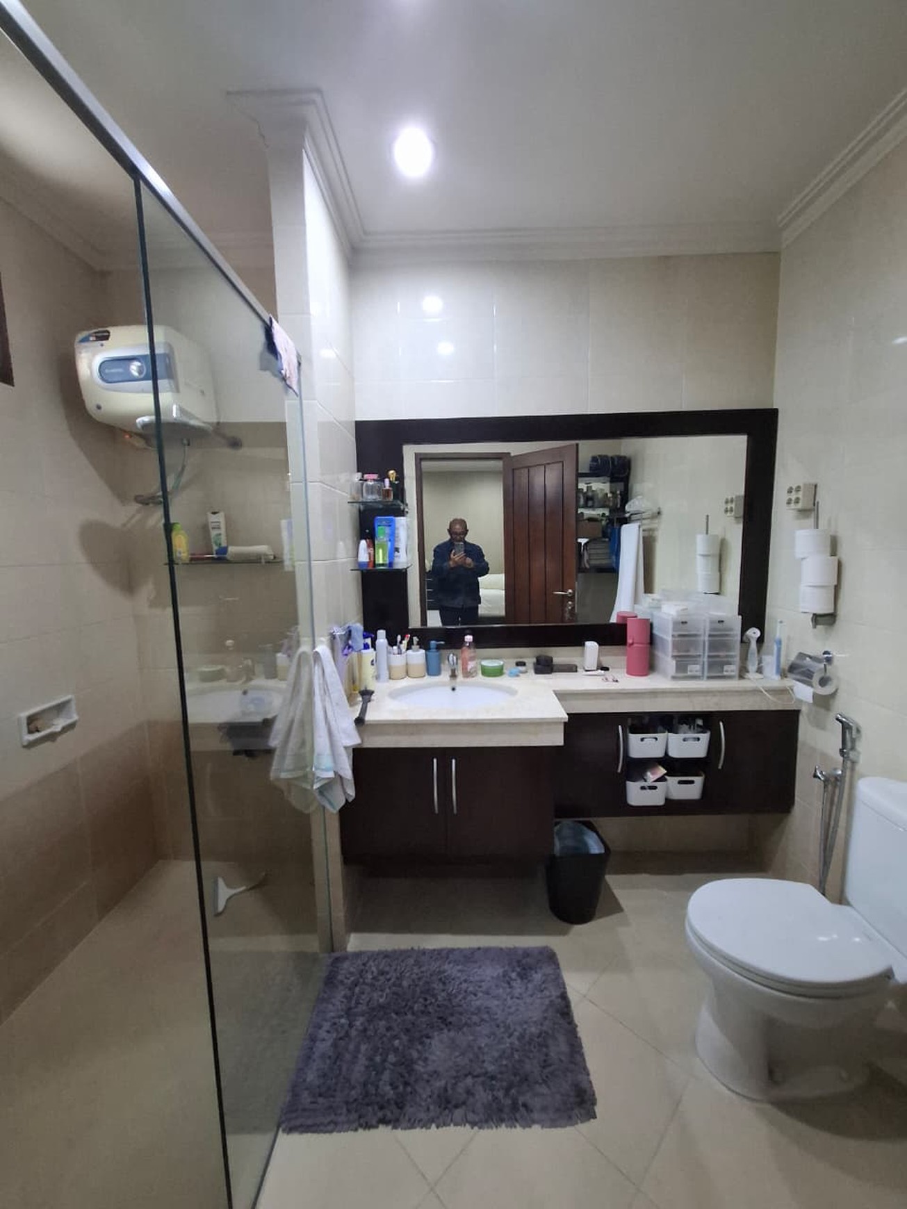 Rumah Mewah Furnish Dalam Perum Dijalan Ringroad Utara, Maguwoharjo, Depok, Sleman