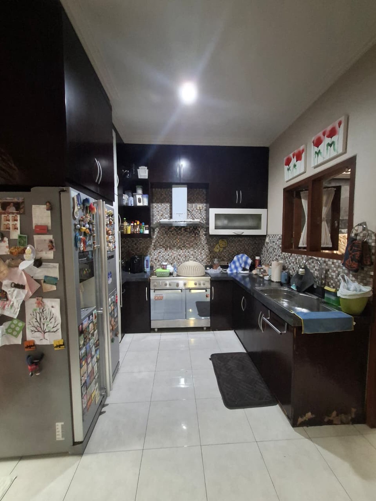 Rumah Mewah Furnish Dalam Perum Dijalan Ringroad Utara, Maguwoharjo, Depok, Sleman