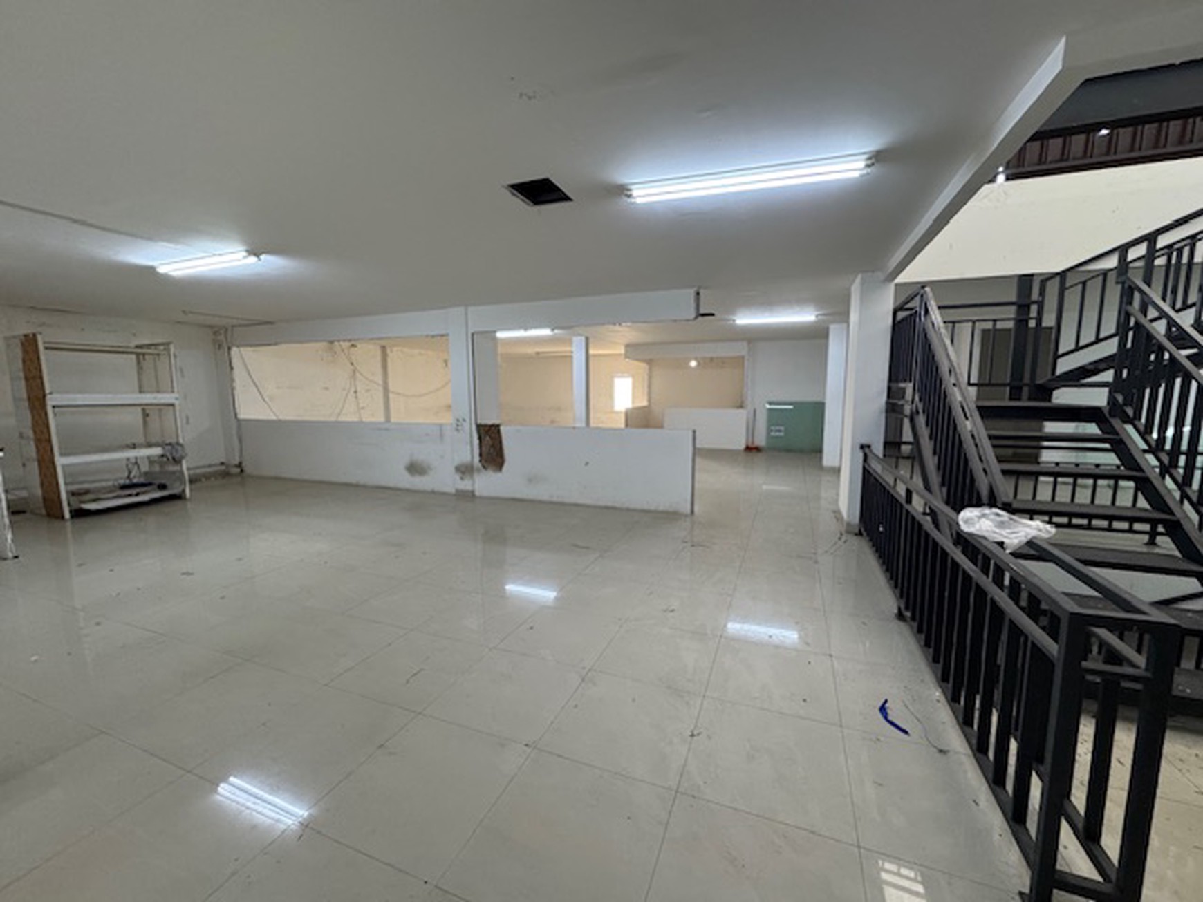 Gudang & Kantor Jl Plumpang Semper, Rawa Badak, Koja