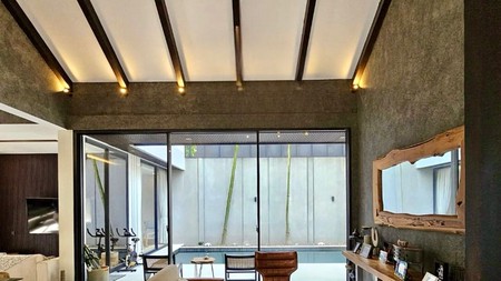 Rumah Mewah Bintaro Jaya KT 5 KM 3 dengan Luas Tanah 284 Luas Bangunan 254 Pool di dalam Surat SHM