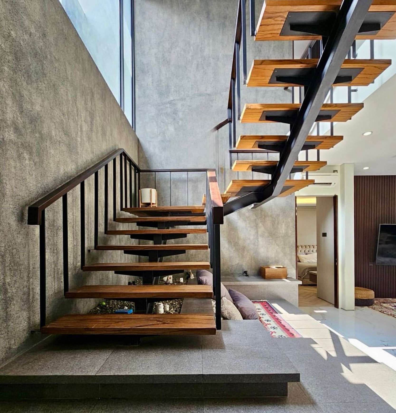 Rumah Mewah Bintaro Jaya KT 5 KM 3 dengan Luas Tanah 284 Luas Bangunan 254 Pool di dalam Surat SHM
