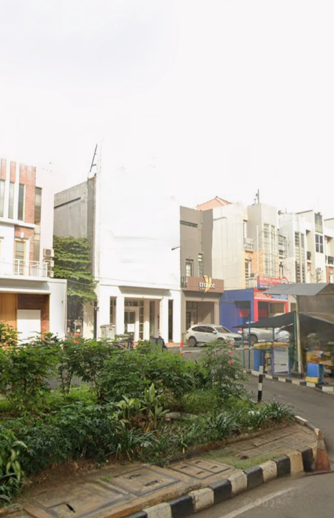 Dijual Ruko Gading Park Kelapa Gading Jakarta Utara - Hadap Nol Jalan Raya Utama - Bonus Usaha Klinik Skin Care Aktif Plus Peralatan Full Furnished Lengkap - Aktif Operasional - Parkiran Mobil Luas
