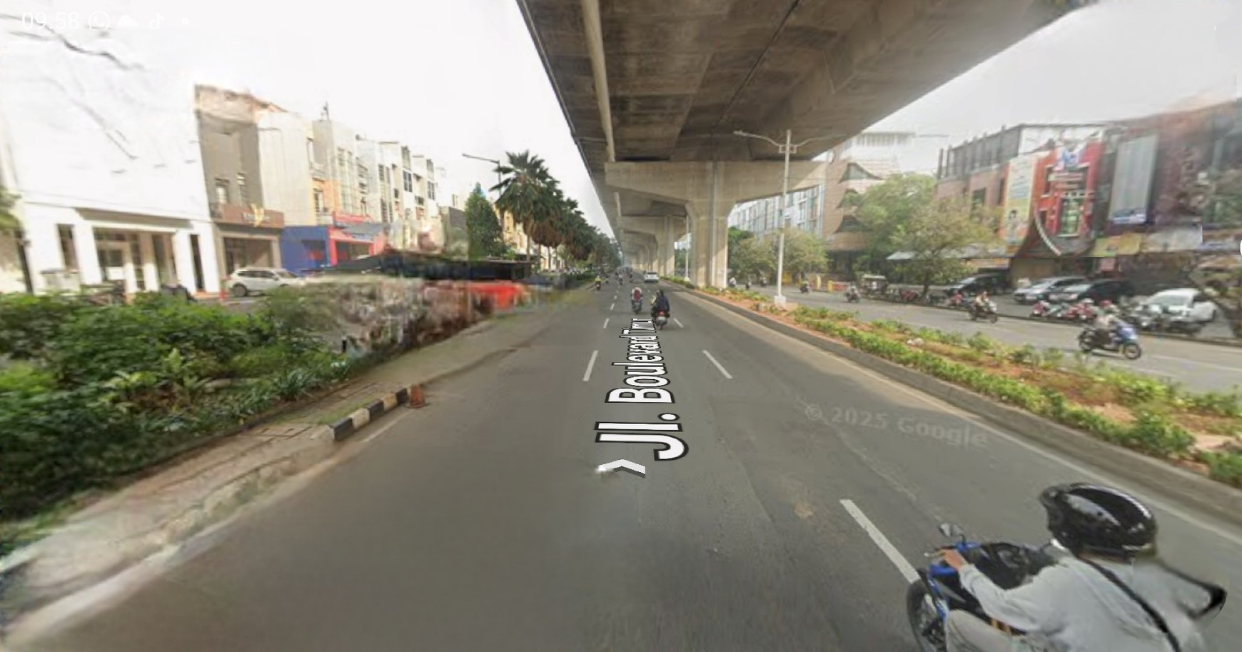 Dijual Ruko Gading Park Kelapa Gading Jakarta Utara - Hadap Nol Jalan Raya Utama - Bonus Usaha Klinik Skin Care Aktif Plus Peralatan Full Furnished Lengkap - Aktif Operasional - Parkiran Mobil Luas