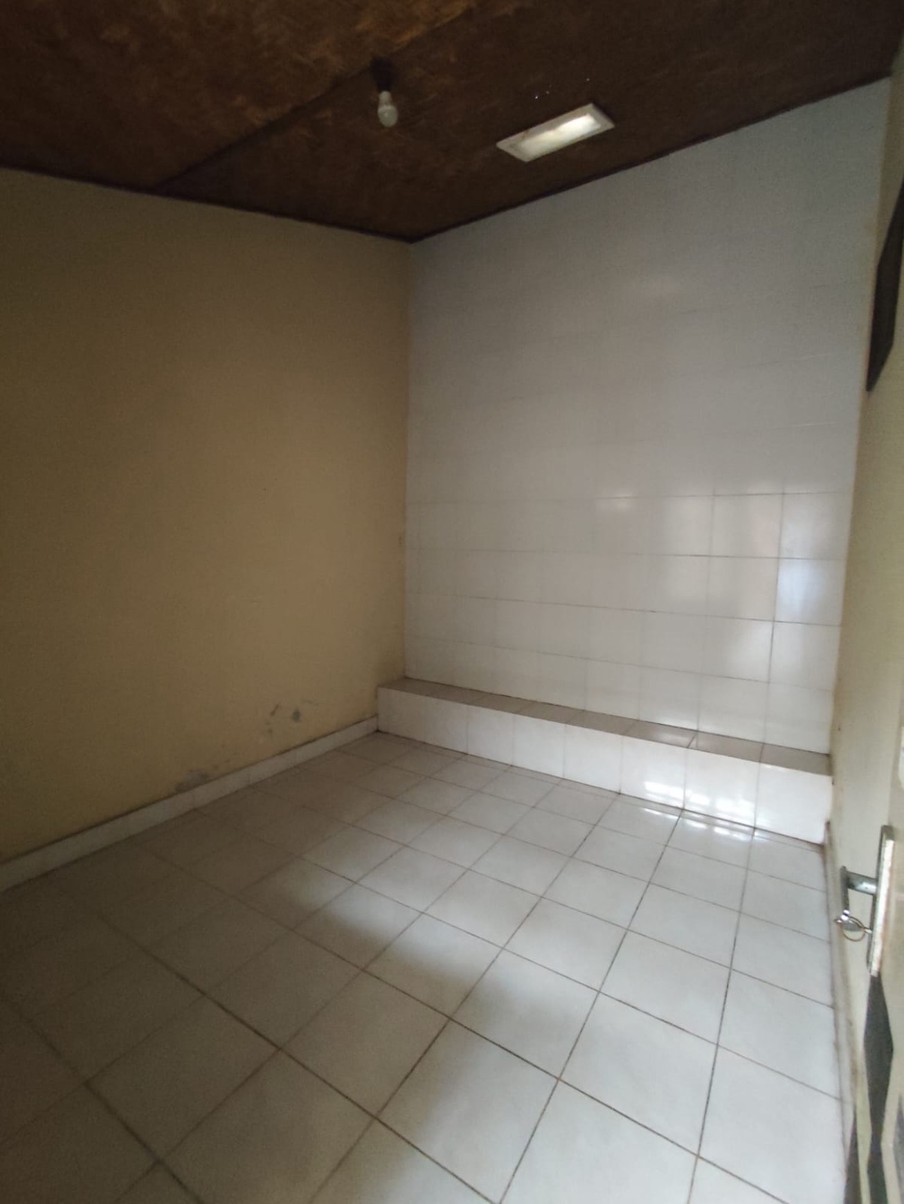 Ruko 306 Meter Persegi, Lokasi Dekat SMK Muhammadiyah 3 Yogyakarta