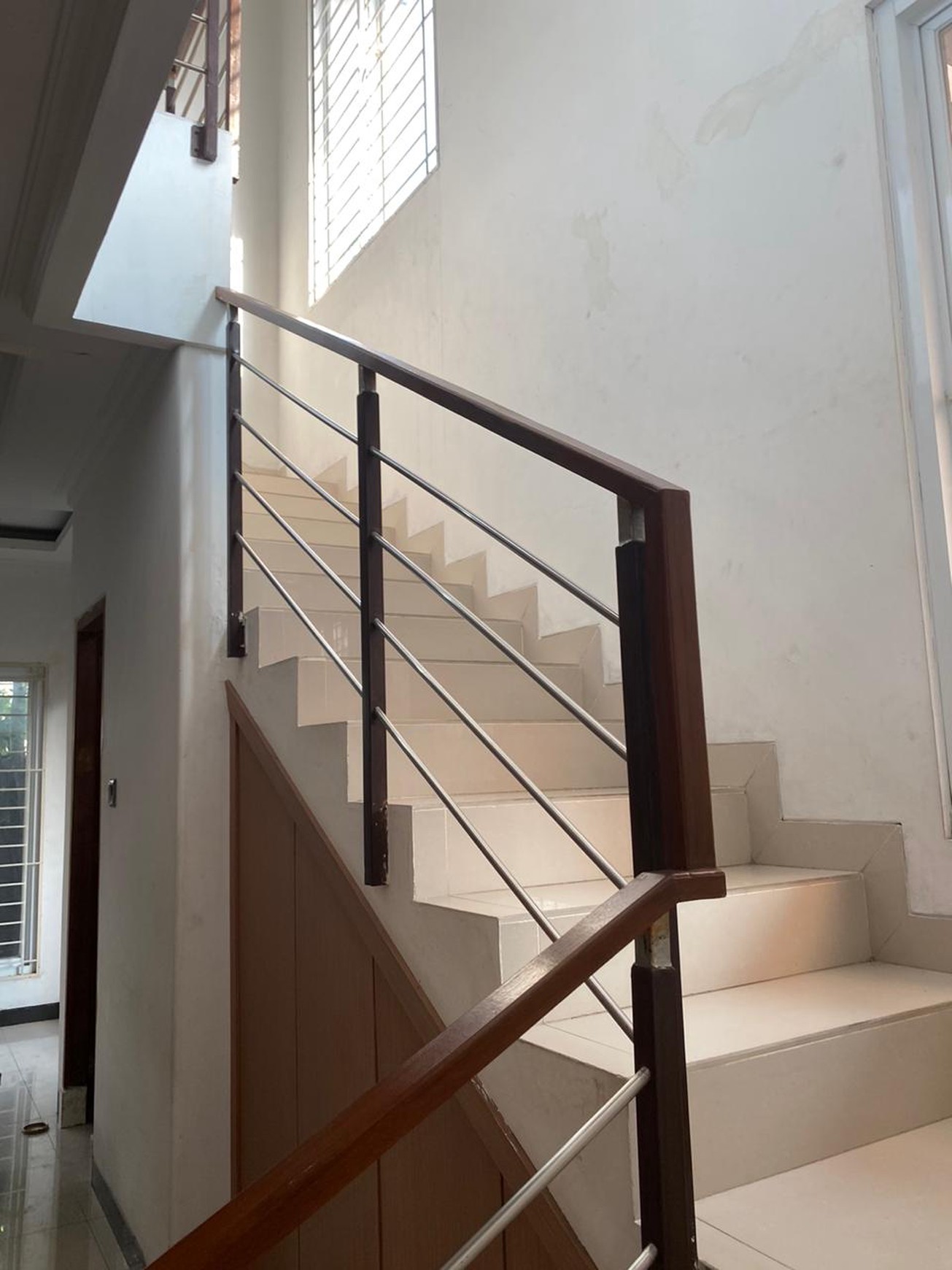 Rumah Dijual di Jalan Mampang Prapatan Tegal Parang Mampang Prapatan Jakarta Selatan