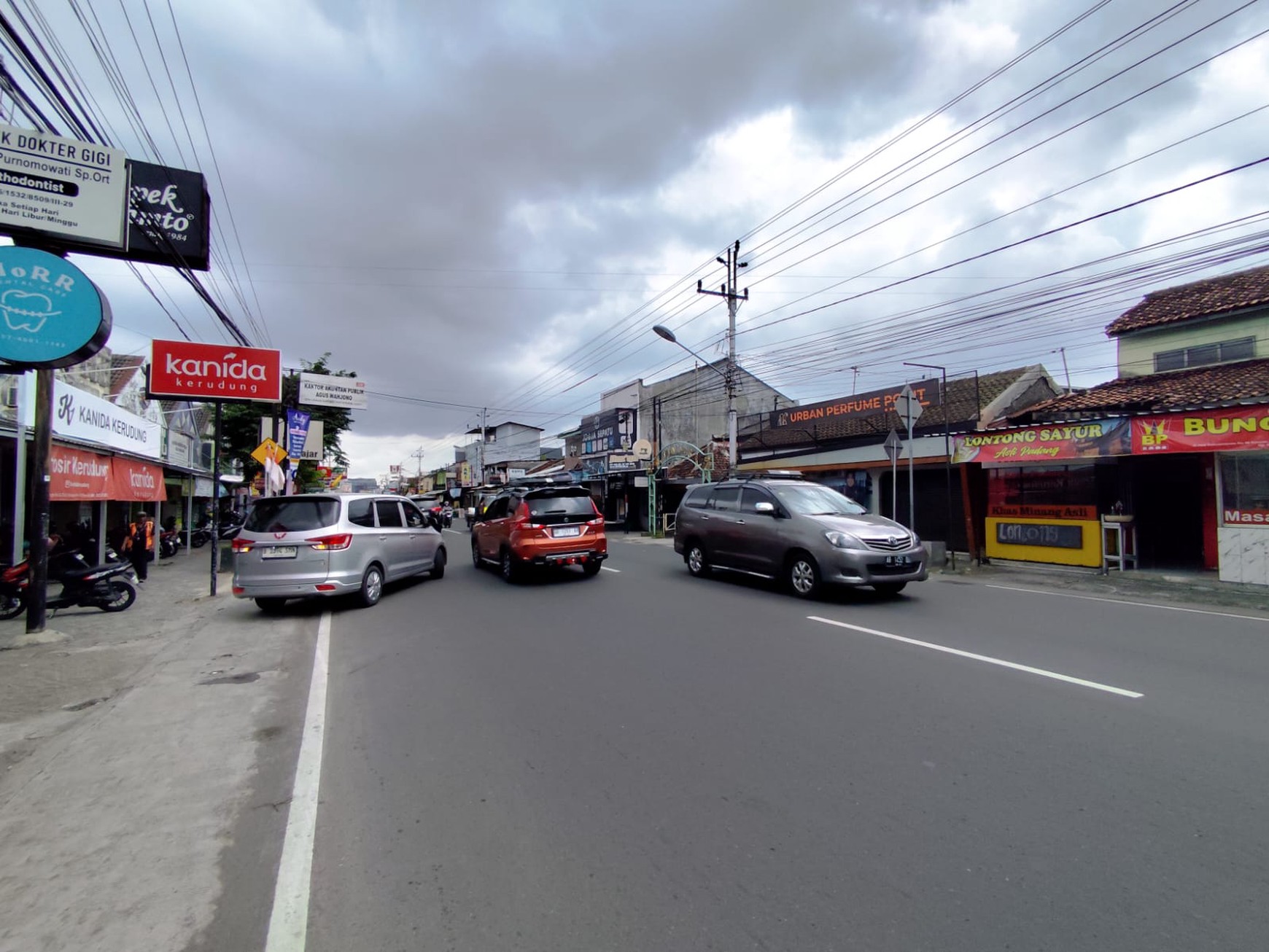Disewakan Ruang Usaha Lokasi Strategis Dijalan Kaliurang Condongcatur Depok Sleman
