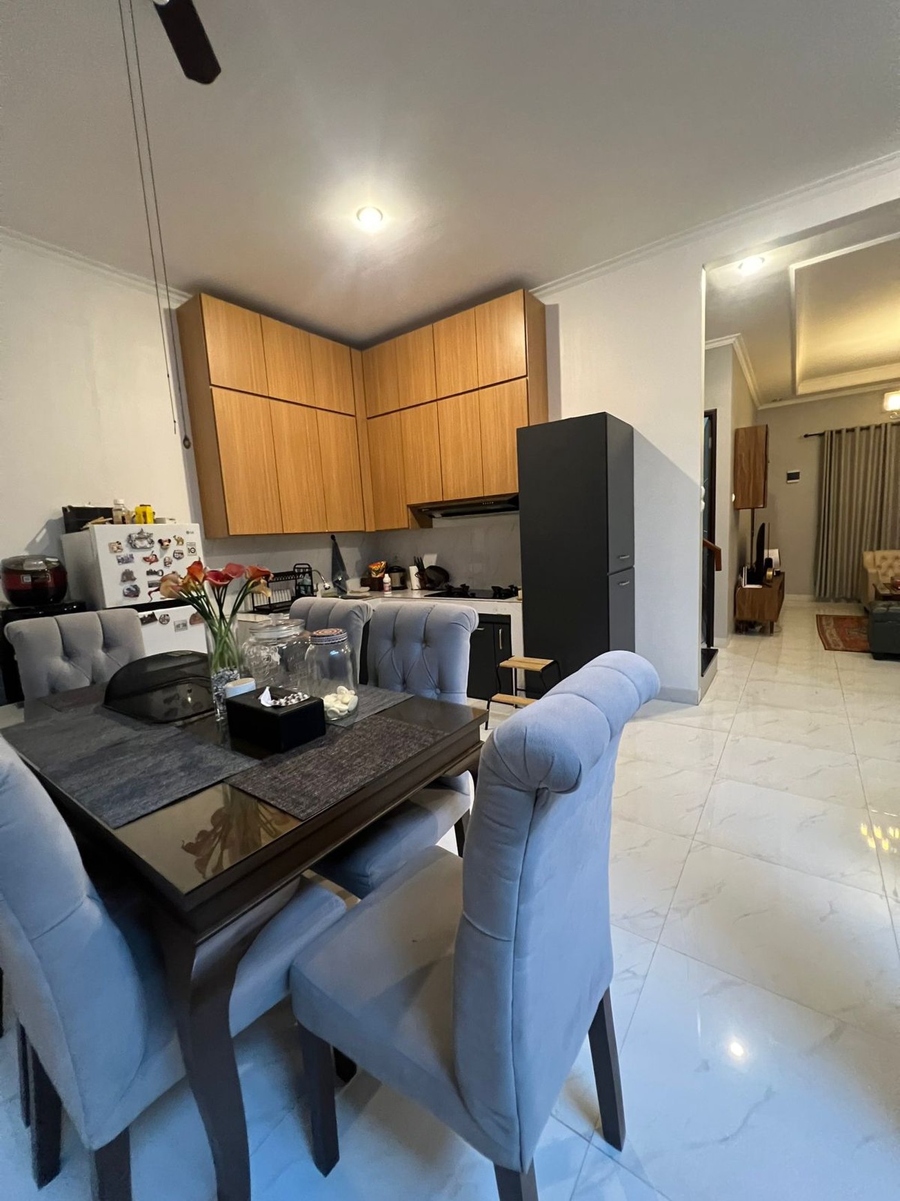 RUMAH DEKAT PINTU TOL CIPUTAT