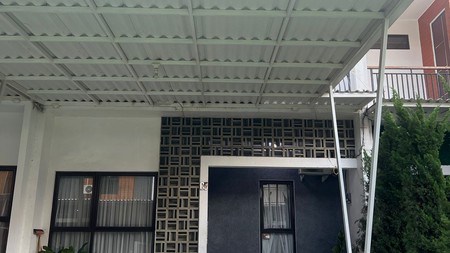 RUMAH DEKAT PINTU TOL CIPUTAT