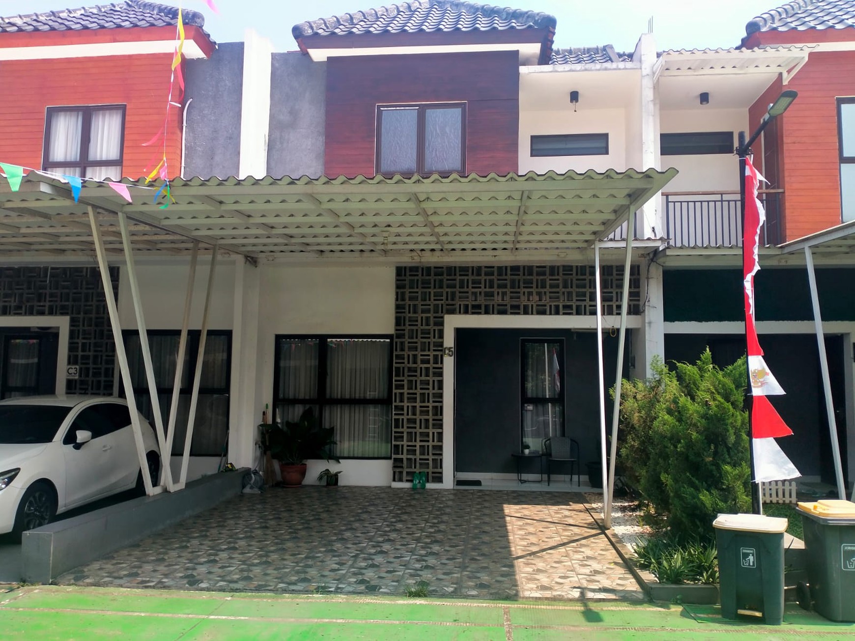 RUMAH DEKAT PINTU TOL CIPUTAT