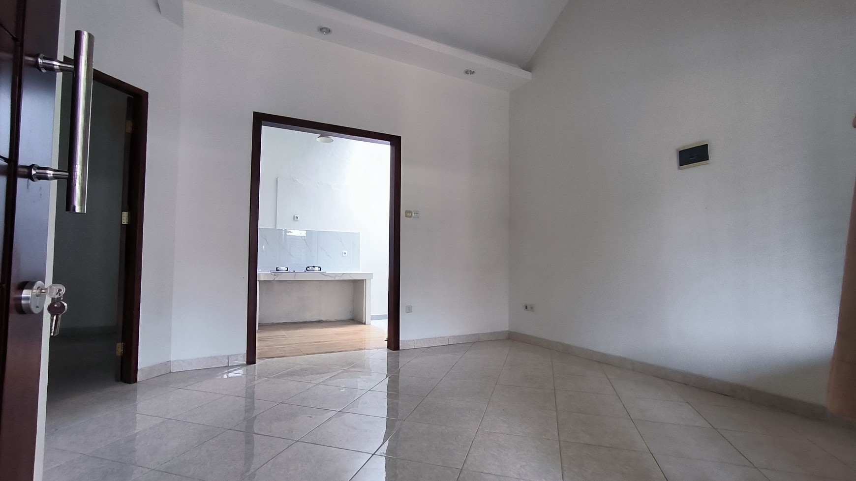 RUMAH DALAM CLUSTER SIAP HUNI