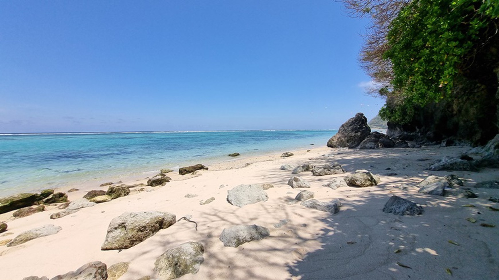 For Sale Cliff Beachfront Land In Nusa Dua Area