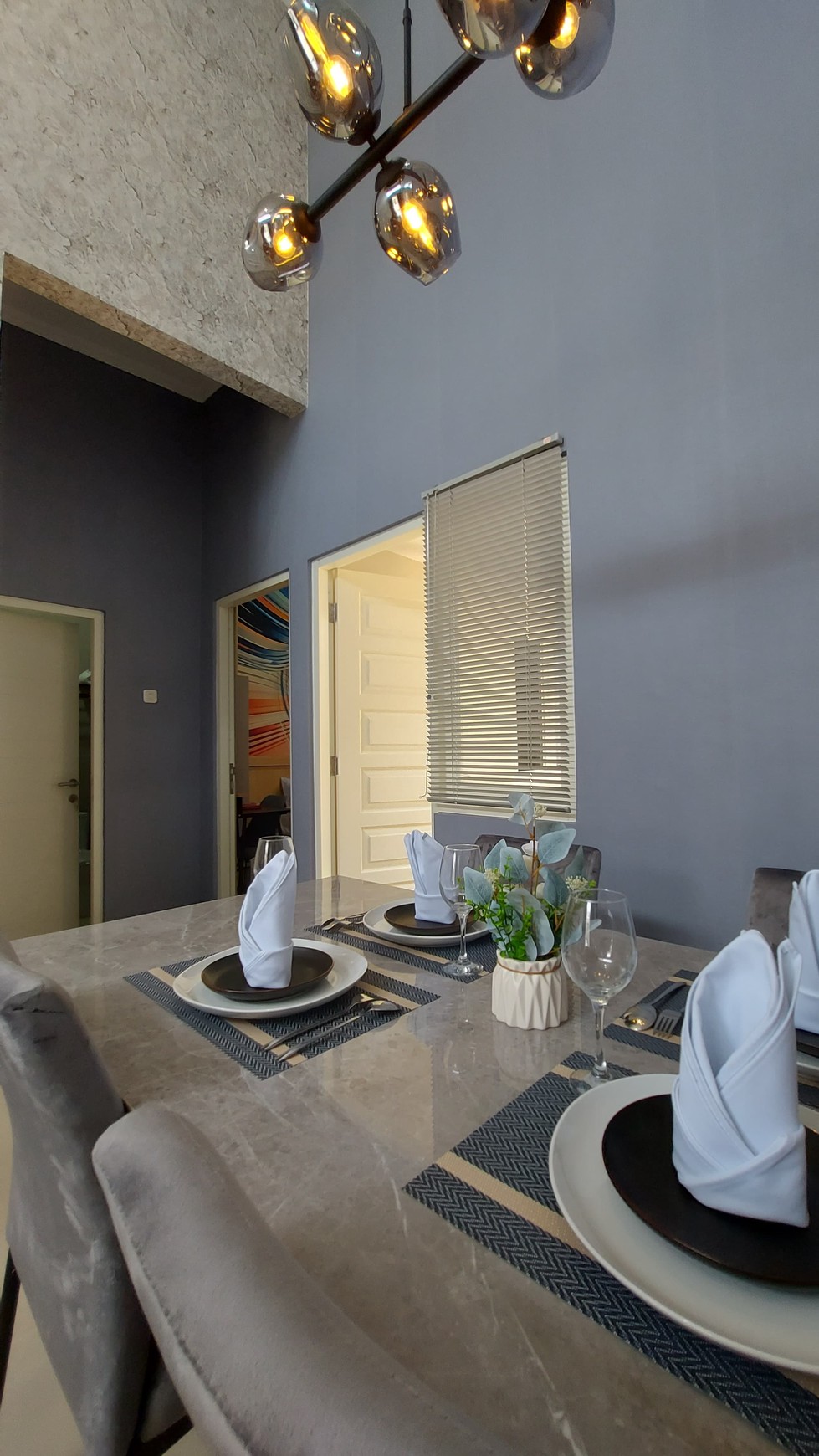 Miliki Rumah Modern di Wisata Semanggi - 3 Kamar Tidur, Lingkungan Asri