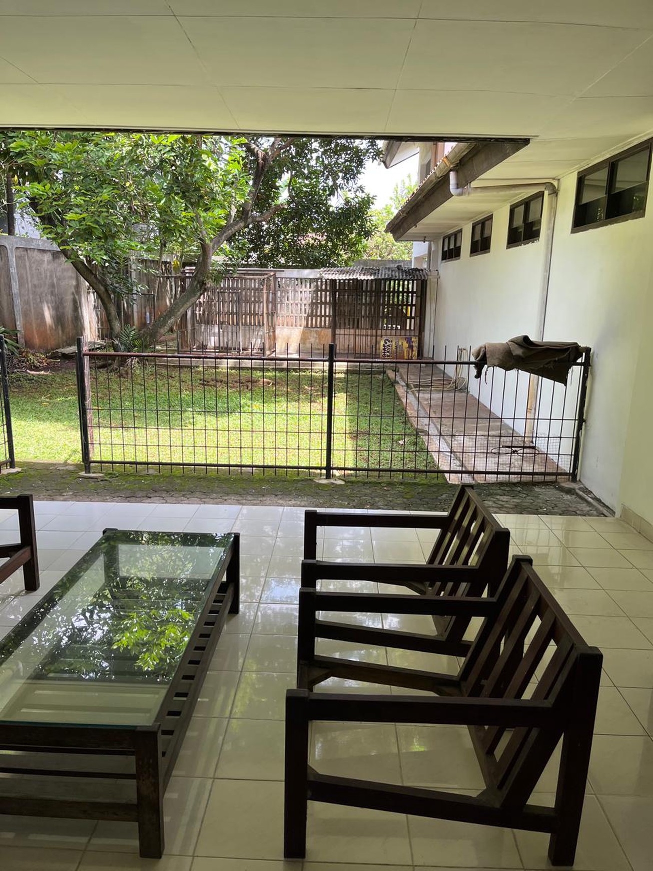 Rumah lama terawat dibawah pasaran lokasi strategis cipete Jakarta Selatan 