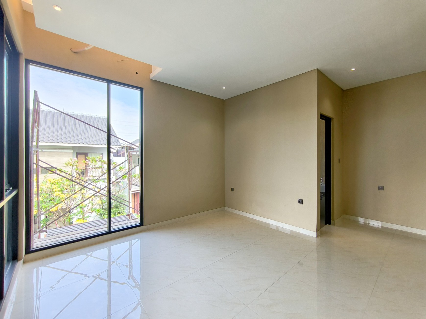 Rumah dalam cluster,swimming pool di Bintaro Jaya 7