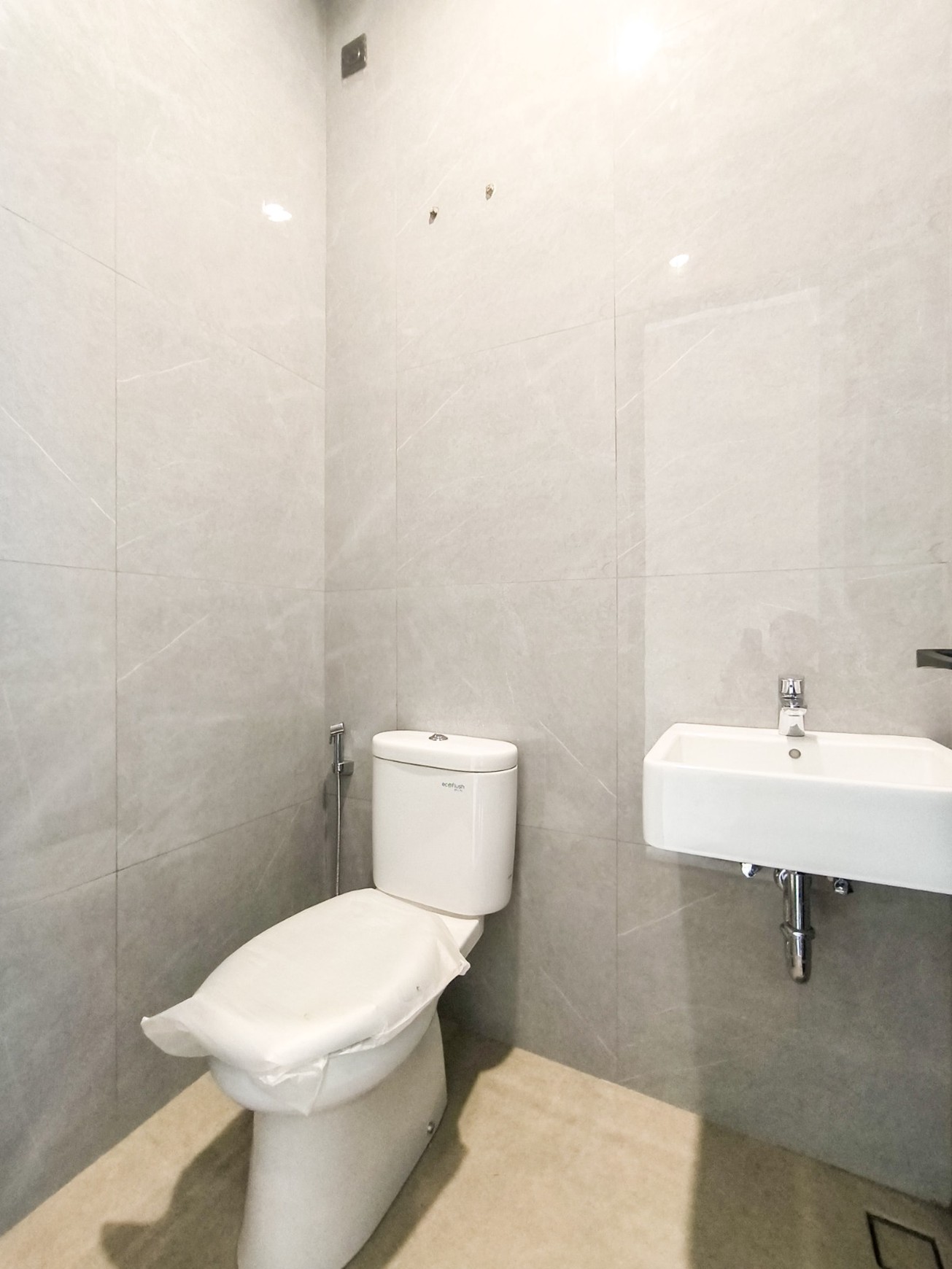 Rumah dalam cluster,swimming pool di Bintaro Jaya 7
